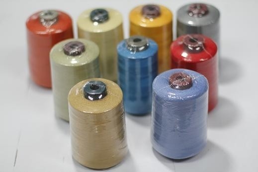 Filati di cucitura a base di metaramide a 100%