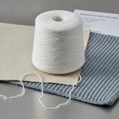 Modacrilico a basso assorbimento dell'umidità Filato modacrilico tipo fibra Modacrilico progettato per soluzioni tessili per tessuti e tessuti a maglia
