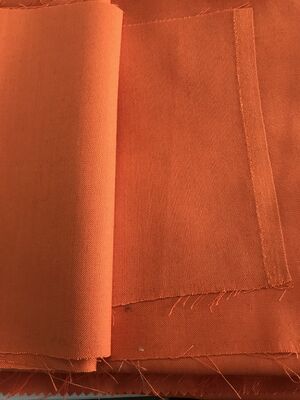 Resistenza al calore 200-400 °C Tessuto in fibra di aramide Larghezza 150 cm e resistenza alla trazione 1000N 5 cm Ideale per attrezzature di sicurezza