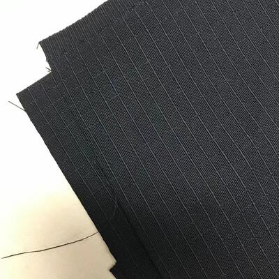 Tessuto resistente al calore di peso medio con eccellente isolamento elettrico, adatto ad ambienti industriali ad alta temperatura